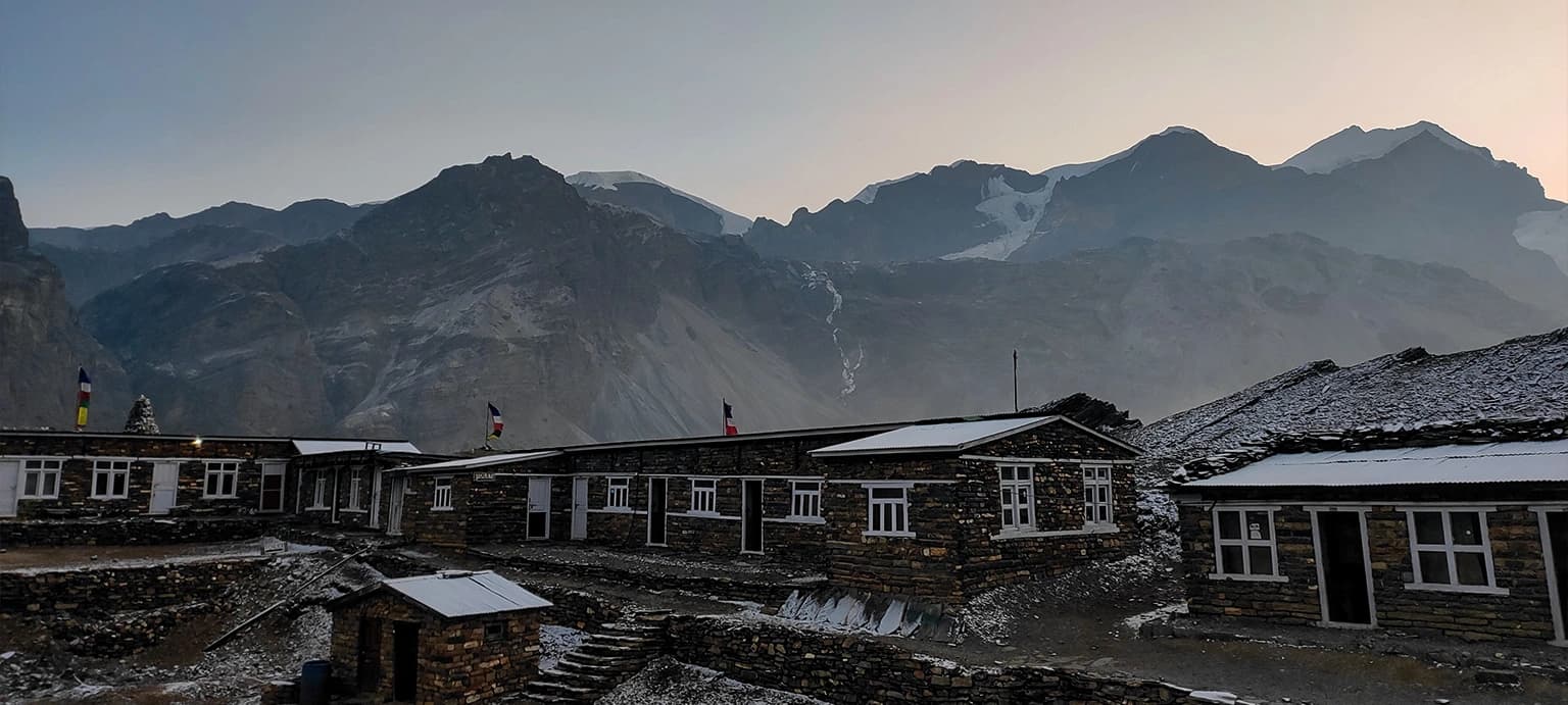 Annapurna Circuit Trek slide 2