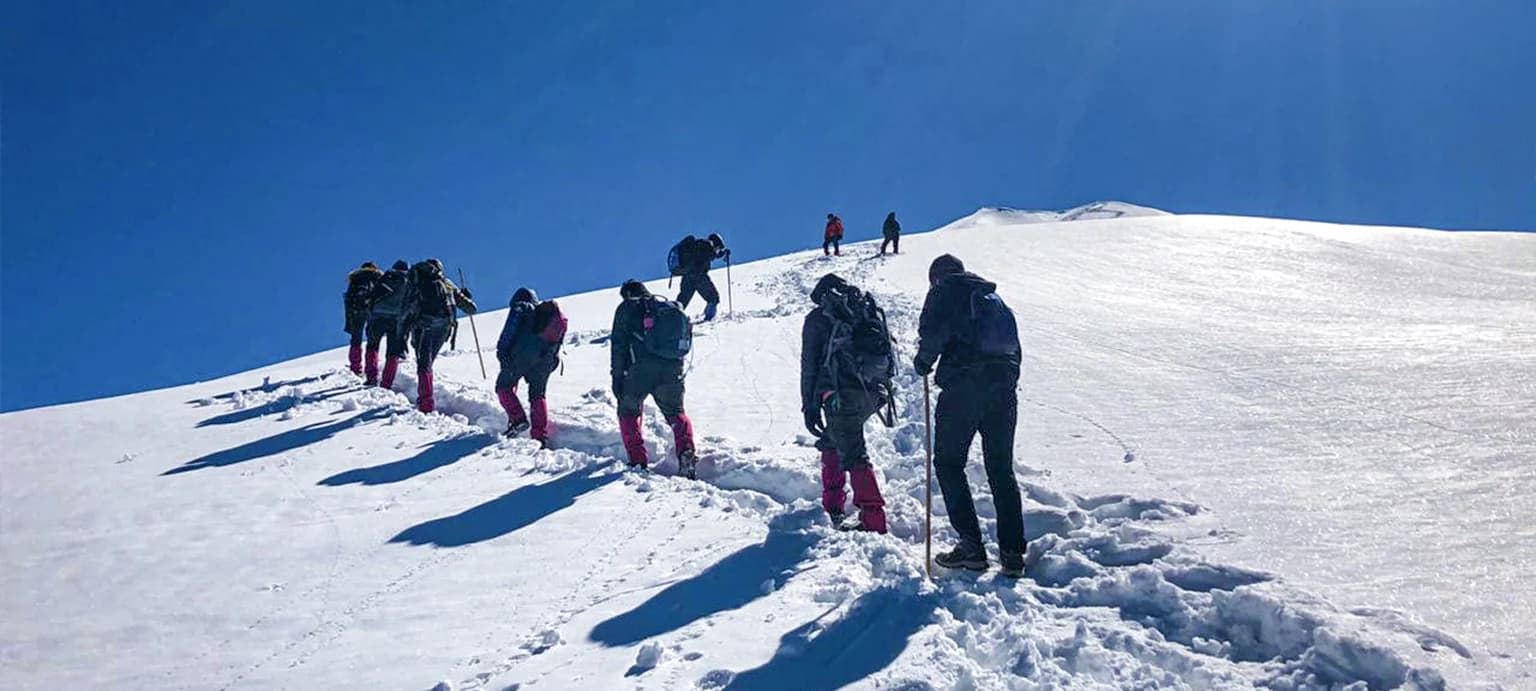 Chopta Chandrashila Tungnath Trek with Deoriatal slide 5