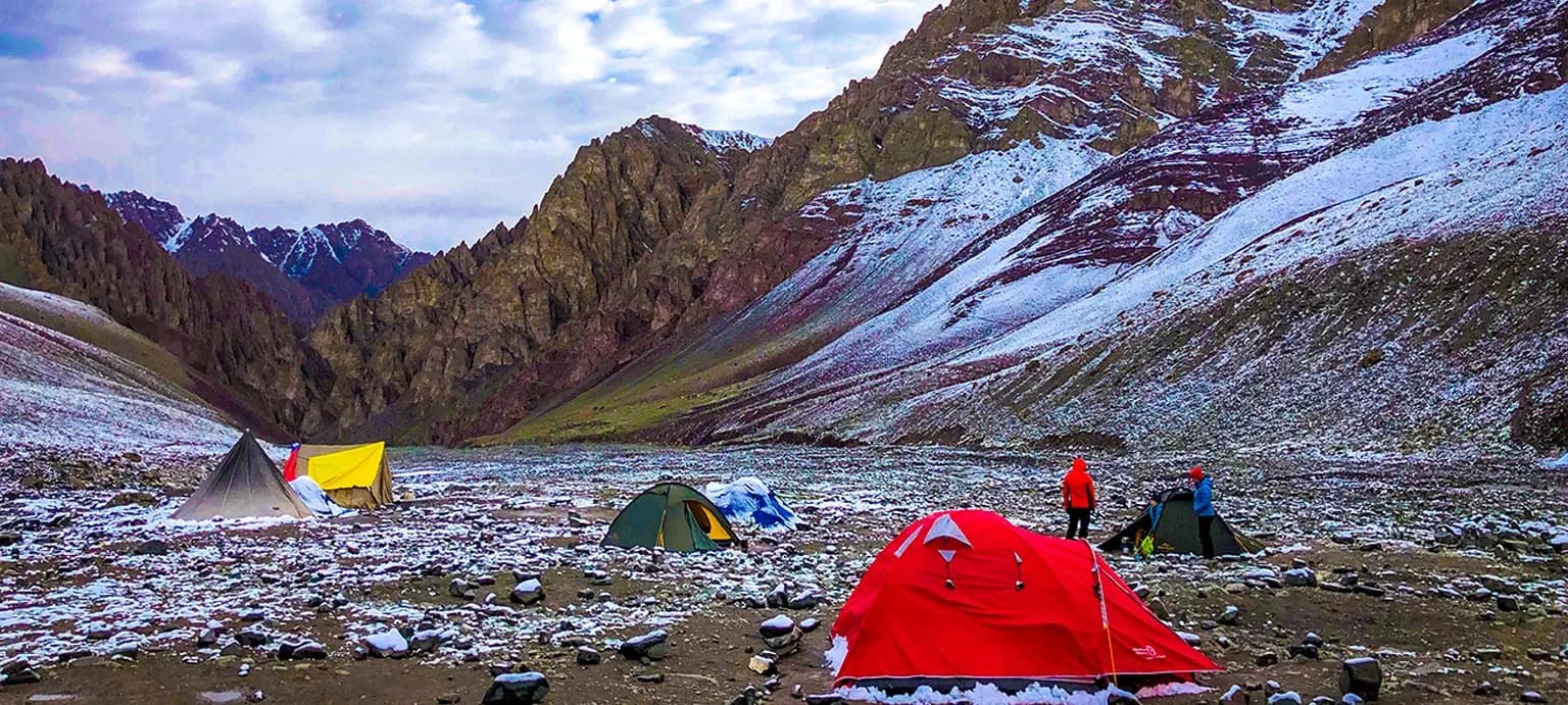 Stok Kangri Peak Trek Expedition slide 1